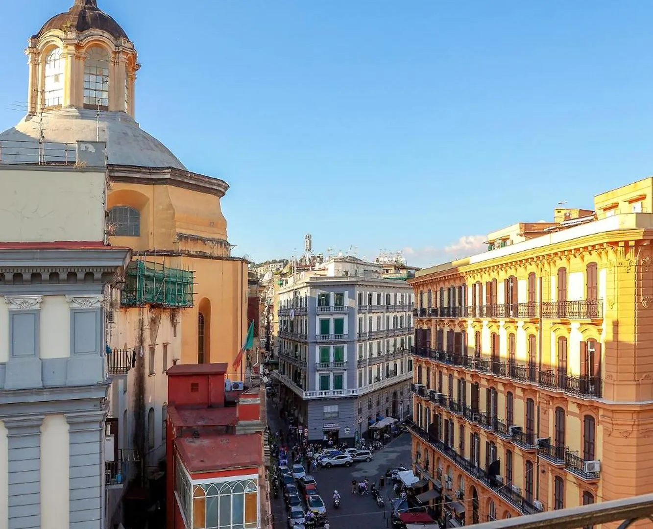 Mariu'S Sweet Home Naples Italy