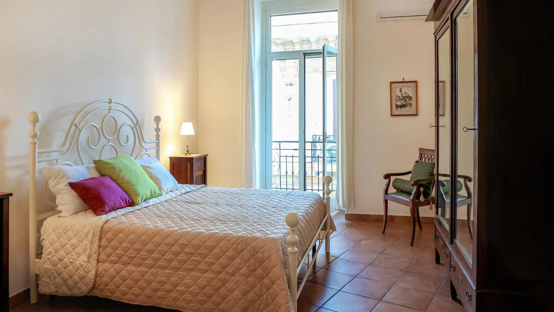 Mariu'S Sweet Home Naples 0*,  Italy